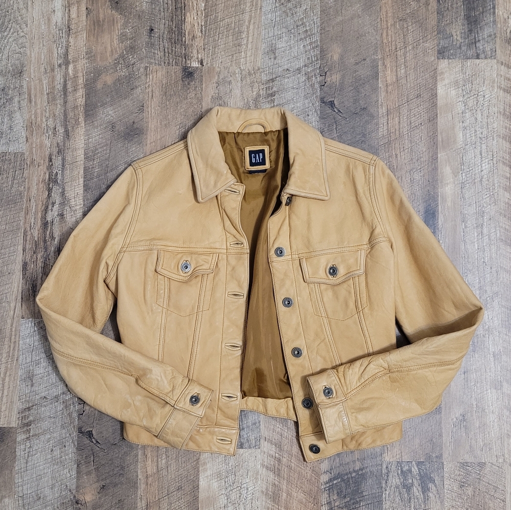 Spring 2026 Trend Vinatge GAP Tan Leather Jacket